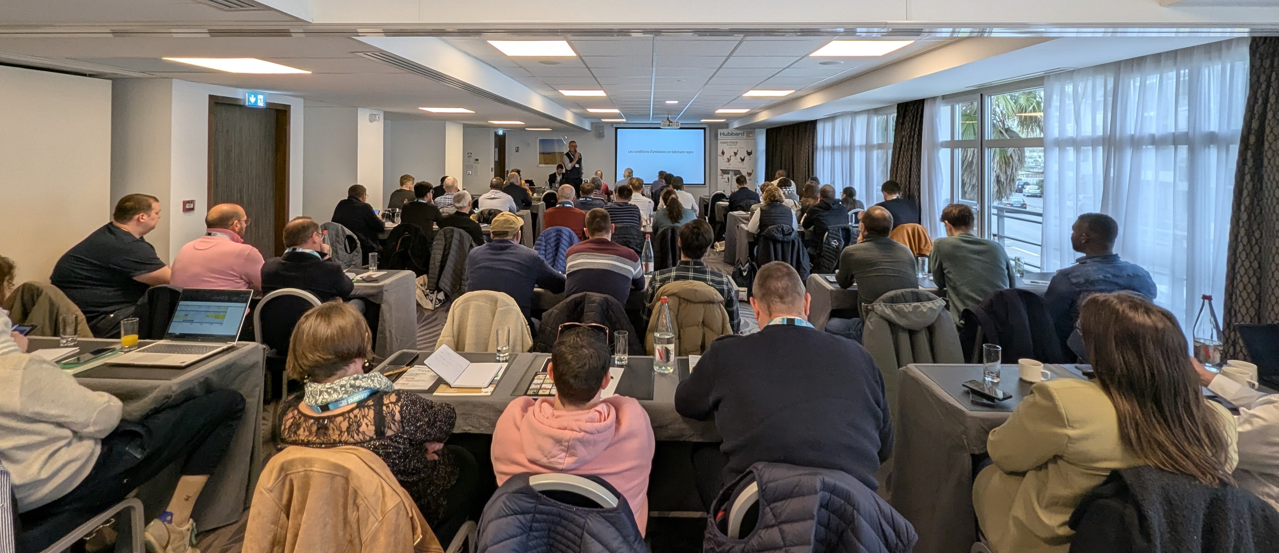 PR_Hubbard_Meeting Room